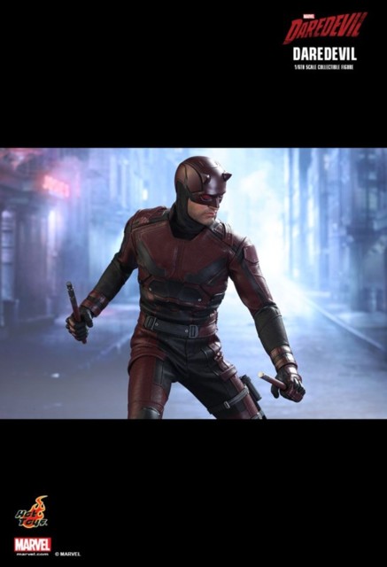 hot-toys-daredevil-11
