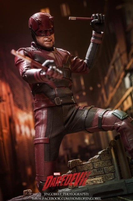 hot-toys-daredevil-22